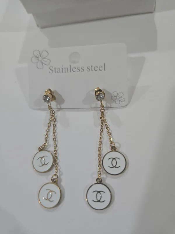 Gold_Metal_Alloy,_Stone_Drop_Earrings_For_Women