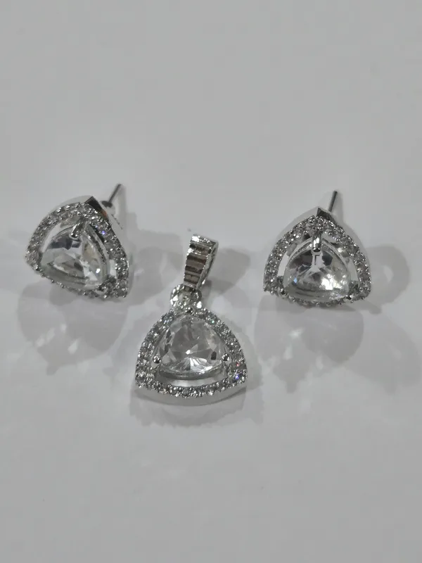 Silver_Metal_Alloy,_Stone_Triangular_Stone_Jewellery_Set_For_Women