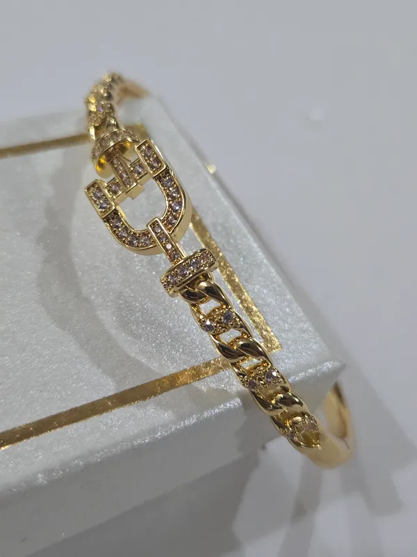 Gold_Metal_Alloy,_Stone_Crystal_Link_Bracelet_For_Women