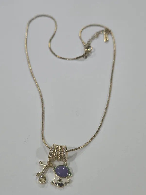Gold_Metal_Alloy,_Stone_Metal_Pendant_Necklace_For_Women