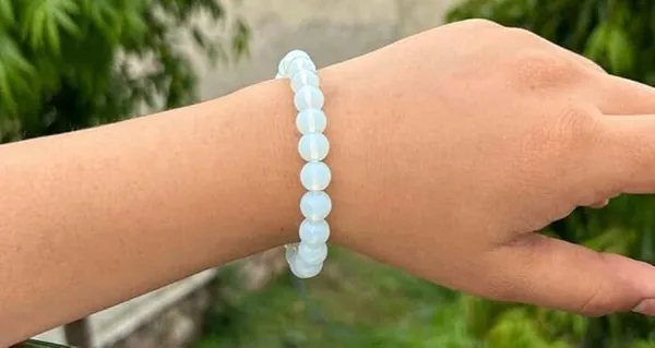 Opal_Bracelet_-Strengthen_Relationship