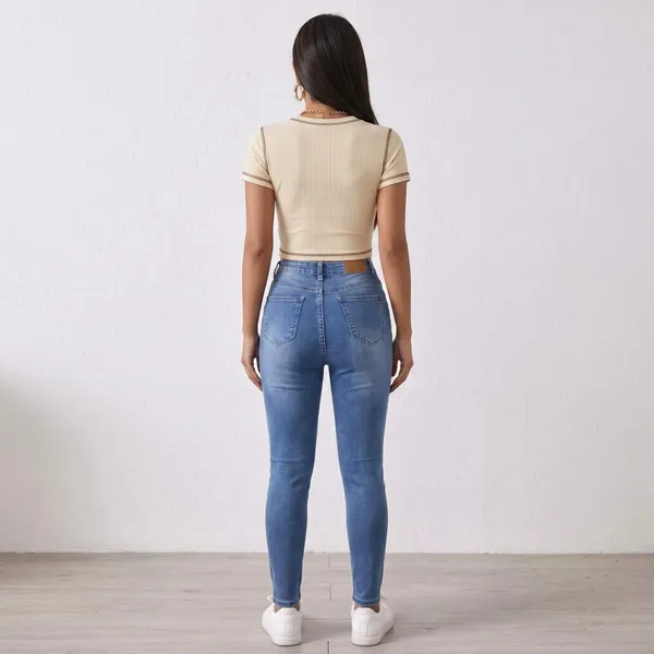 Off_White_Cotton_Blend_Crop_Top_For_Women