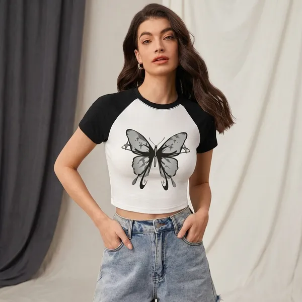Black_And_White_Cotton_Blend_Printed_Crop_Top_For_Women