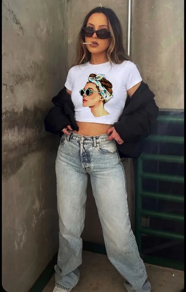 girl_with_scalf_white_Cotton_Blend_Graphic_Crop_Top_For_Women