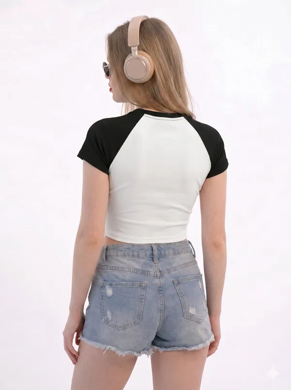 Black_And_White_Cotton_Blend_Cat_Print_Crop_Top_For_Women