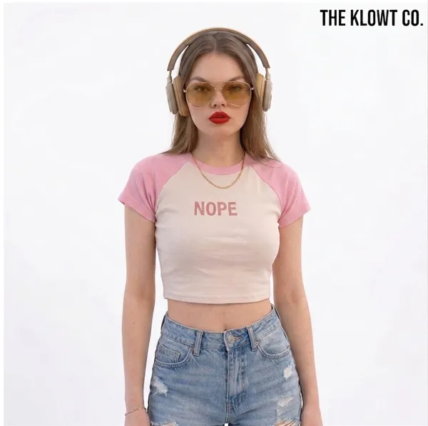 White_And_Pink_Cotton_Blend_Graphic_Crop_Top_For_Women