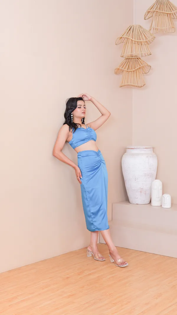 VANCA_SATIN_SKIRT_TOP-Blue_Shimmer_Satin_Crop_Top_And_Skirt_Set_For_Women