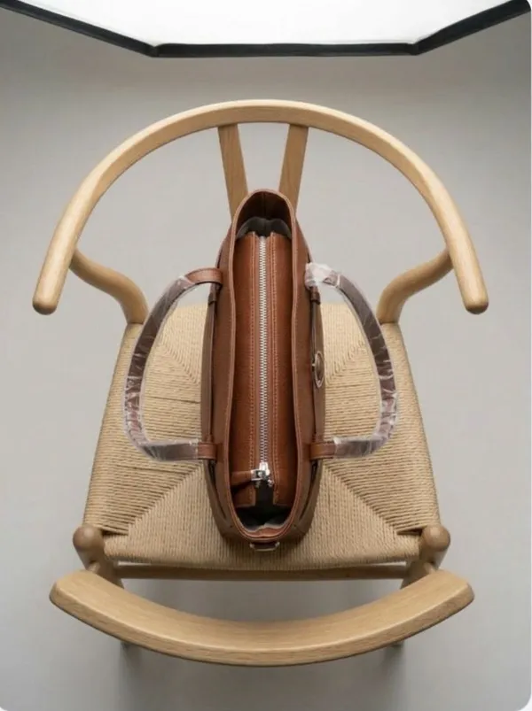 Brown_Pu_Solid_Tote_Bag_For_Women