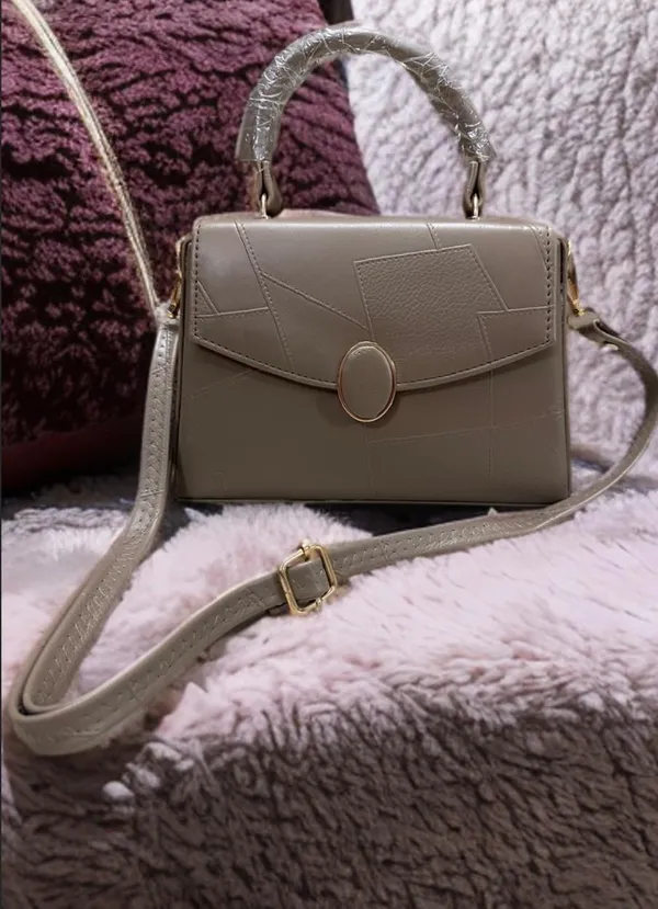 HN_Grey_Handbag