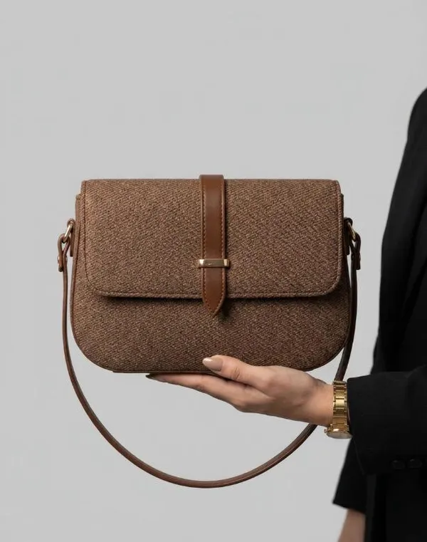 HN_Sling_Bag