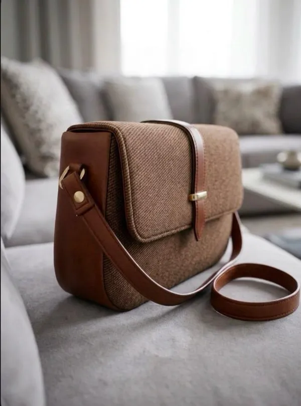 HN_Sling_Bag