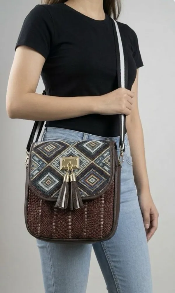 Brown_Jute_Messenger_Bag_For_Women