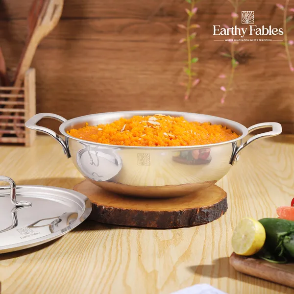 Triply_Deep_Kadhai_With_Steel_lid,_Wired_Handle_28_cm_4.5_Ltr