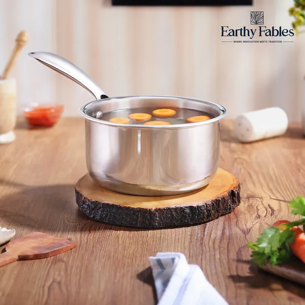 Triply_Deep_Sauce_pan_Without_lid,_Casted_Handle_18_cm_2.2_Ltr