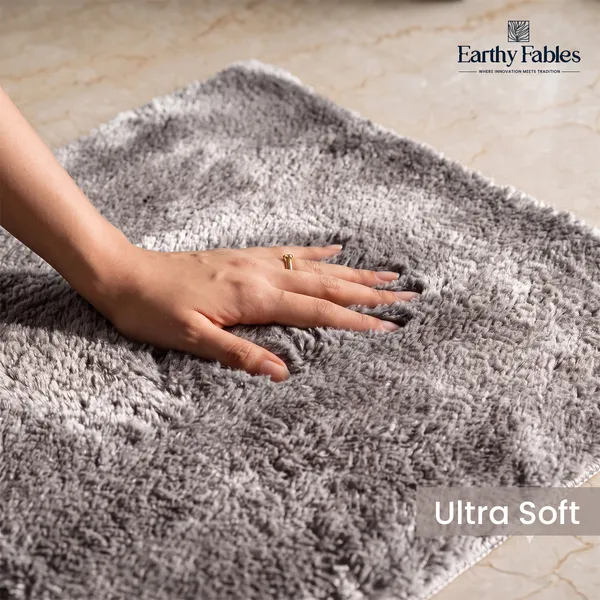 Silver_Plush_Bath_Mat_100%_Microfiber_2000_GSM_60x40_Cm_(Set_of_1)