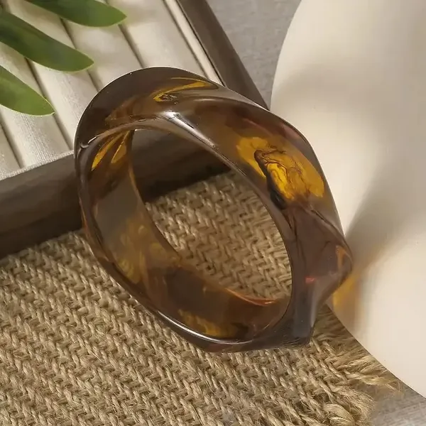 Vintage_Block_Resin_Bangle_Coffee