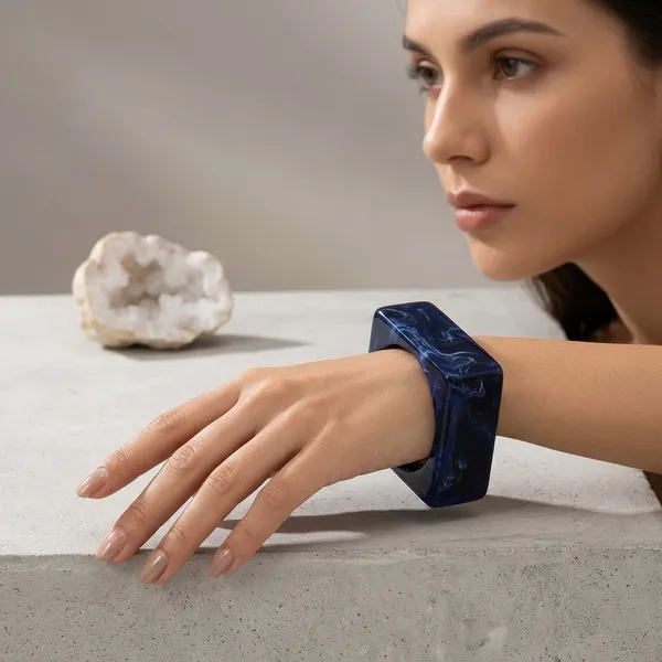 Square_Resin_Bangle_Blue