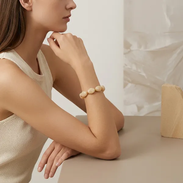 Acrylic_European_Bracelet_Beige