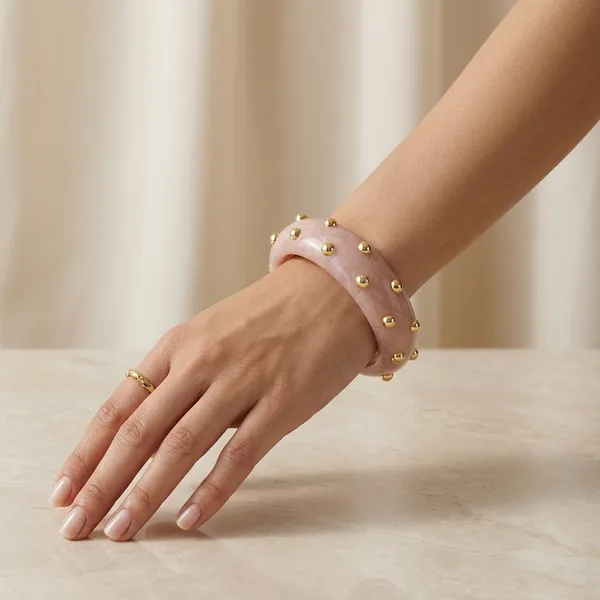 Sweet_Pink_Resin_Bangle