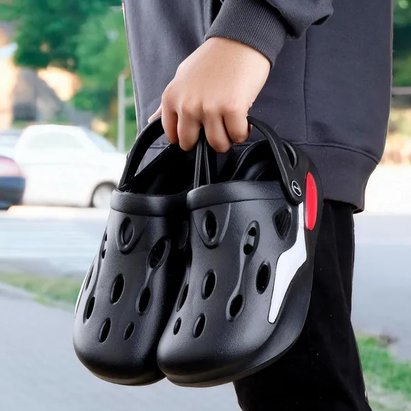 Black_Ethylene_Vinyl_Acetate_Clogs_For_Men_&_Boys
