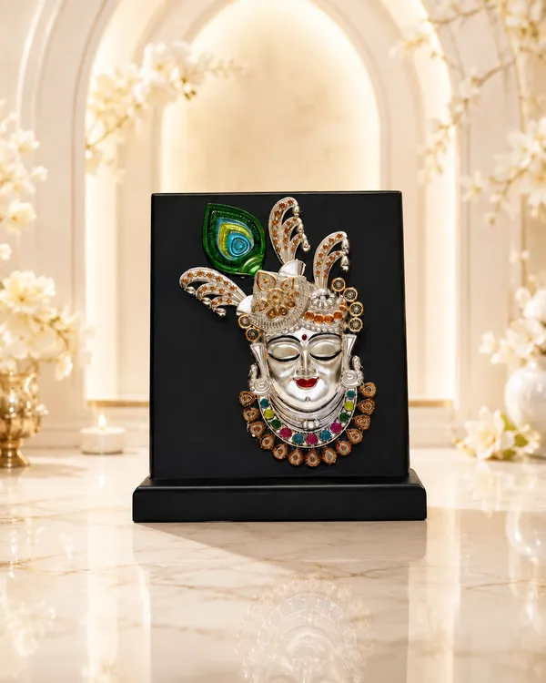 Black_Silver_Plating_Wooden_Base_Resin_Idol_For_Home_Decor