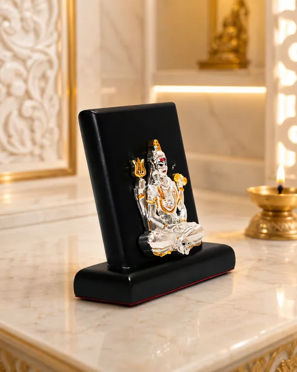 Gold_Silver_Plating_Wooden_Base_Resin_Idol_For_Home_Decor