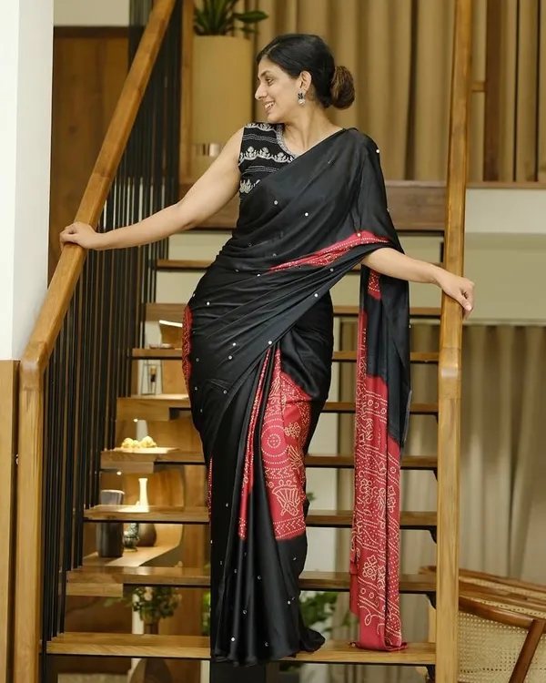 Women’s_Elegant_Black_&_Crimson_Red_Pure_Modal_Silk_Saree_with_Traditional_Folk_Mandala_Print_&_Designer_Pallu