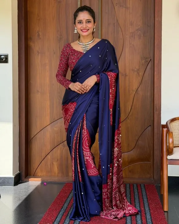 Women’s_Royal_Navy_Blue_Pure_Modal_Silk_Saree_with_Wine_Red_Folk_Art_Print_&_Heritage_Designer_Pallu