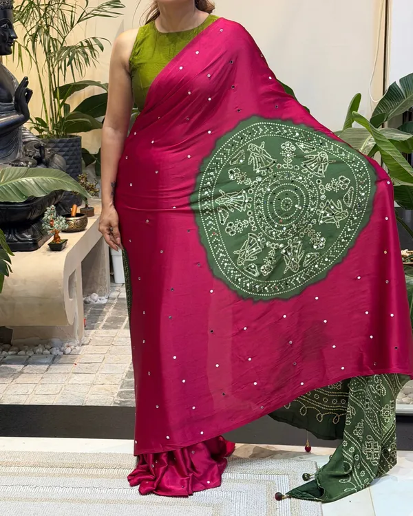 Women’s_Rani_Pink_Pure_Modal_Silk_Saree_with_Olive_Green_Folk_Art_Print_&_Traditional_Tribal_Designer_Pallu