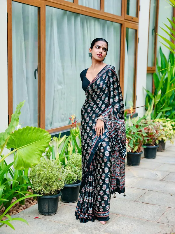 Midnight_Black_Pure_Modal_Silk_Saree_with_Ajrakh_Inspired_Floral_Print_&_Heritage_Designer_Pall