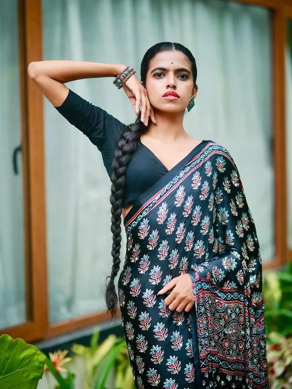 Midnight_Black_Pure_Modal_Silk_Saree_with_Ajrakh_Inspired_Floral_Print_&_Heritage_Designer_Pall