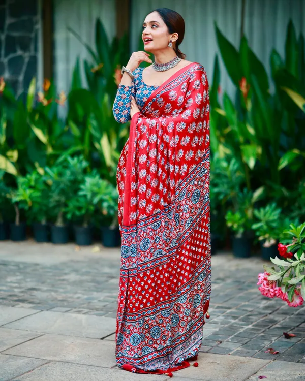 Scarlet_Red_Pure_Modal_Silk_Saree_with_Ajrakh_Inspired_Floral_Print_&_Traditional_Heritage_Pallu