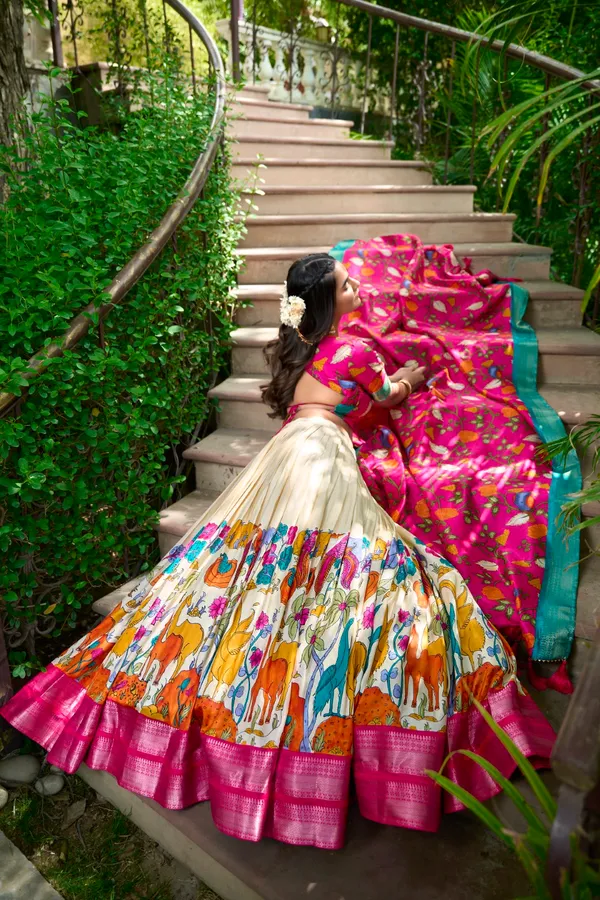 White_Tasar_Silk_Floral_Printed_Flared_Lehenga_Choli_For_Women