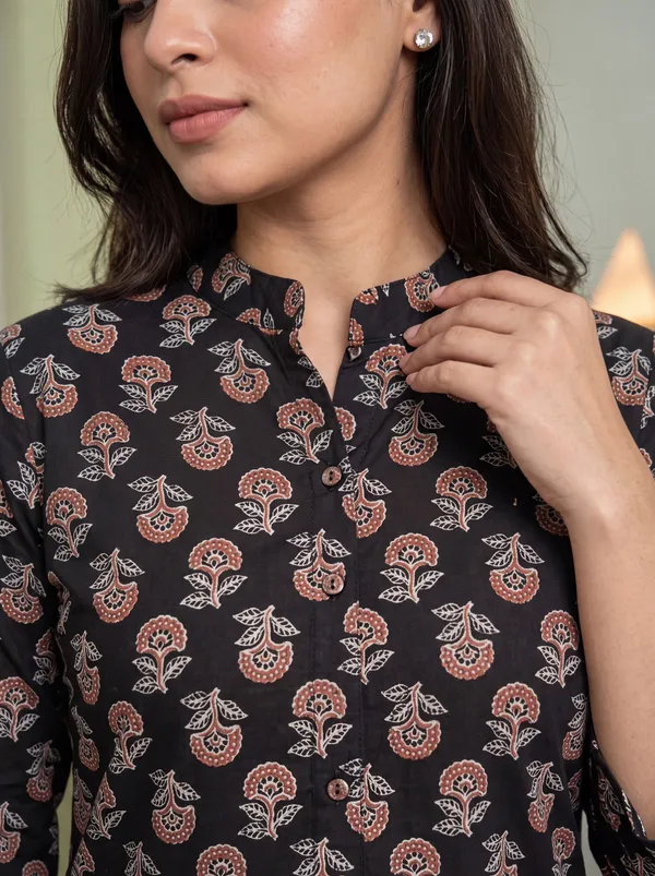 Black_Printed_Straight_Kurta_Set_for_Women
