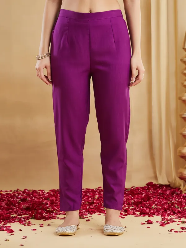 Purple_Embroidered_Kurta_Set_for_Women