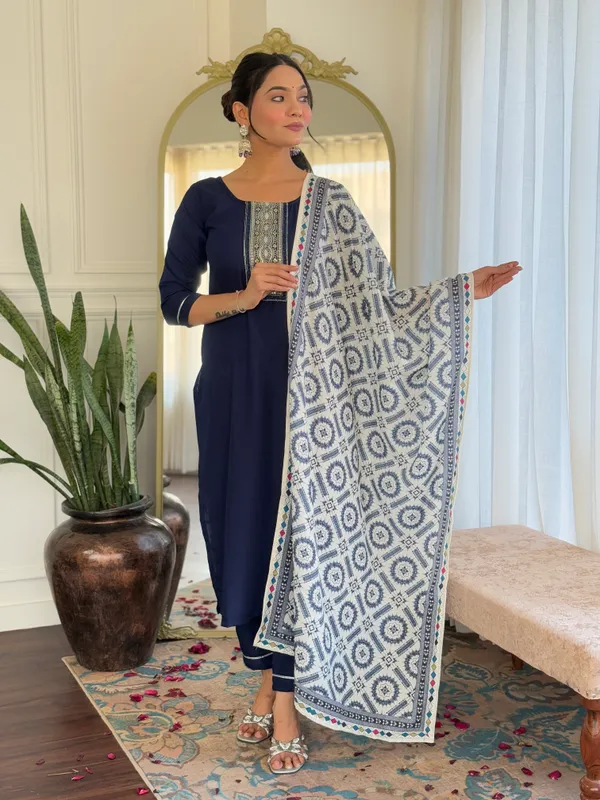 Printed_Straight_Kurta_Set_With_Dupatta_For_Women