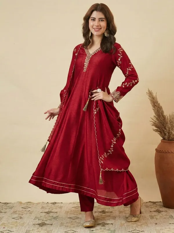 Maroon_Embroidered_Straight_Kurta_Set_For_Women