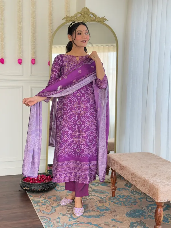 Purple_Printed_Straight_Kurta_Set_For_Women
