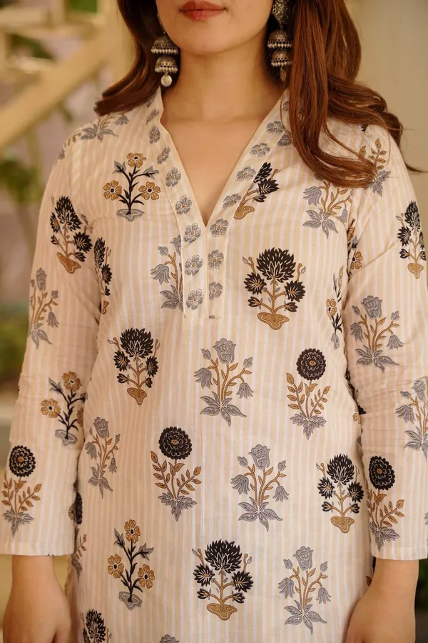 Cream_Printed_Straight_Kurta_Set_for_Women