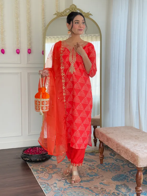 Red_Printed_Straight_Kurta_Set_for_Women