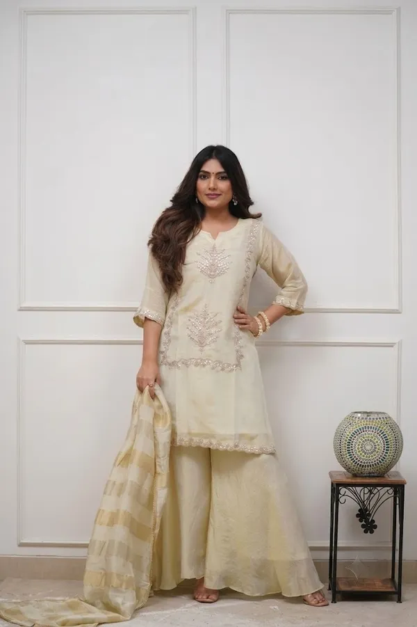 Cream_Embroidered_Straight_Kurta_Set_For_Women