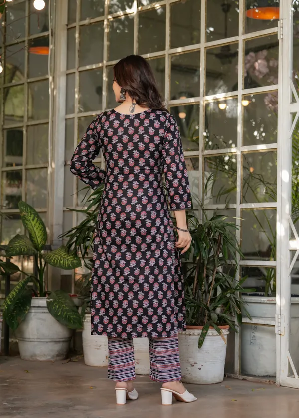 Red_Printed_Straight_Kurta_Set_for_Women
