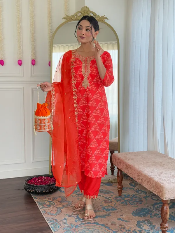 Red_Printed_Straight_Kurta_Set_for_Women