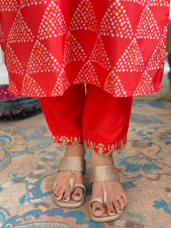 Red_Printed_Straight_Kurta_Set_for_Women