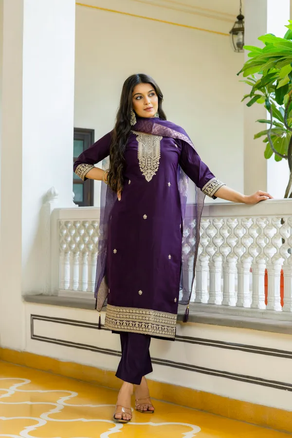 Purple_Embroidered_Kurta_Set_For_Women