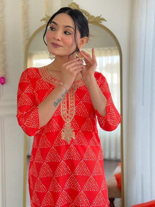 Red_Printed_Straight_Kurta_Set_for_Women