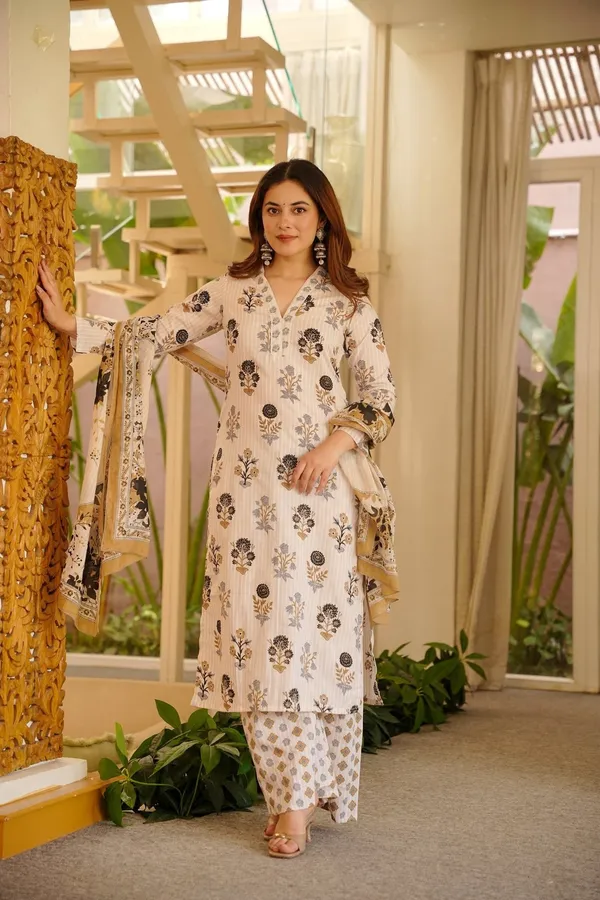 Cream_Printed_Straight_Kurta_Set_for_Women