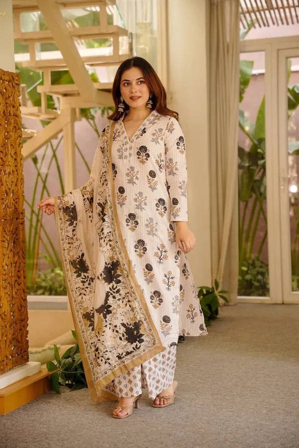 Cream_Printed_Straight_Kurta_Set_for_Women