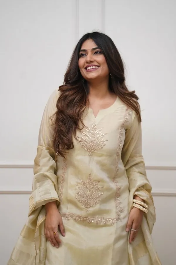 Cream_Embroidered_Straight_Kurta_Set_For_Women