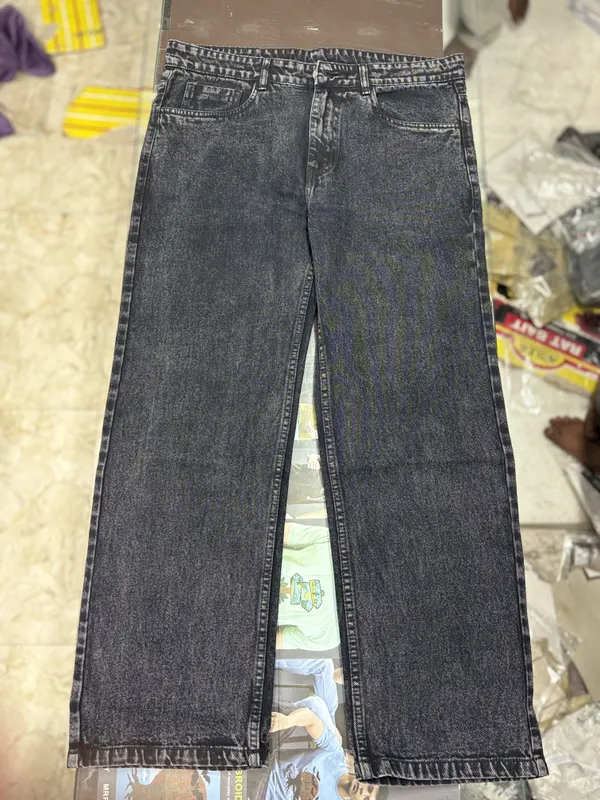 Grey_Denim_Wide_Leg_Stonewashed_Jeans_For_Men